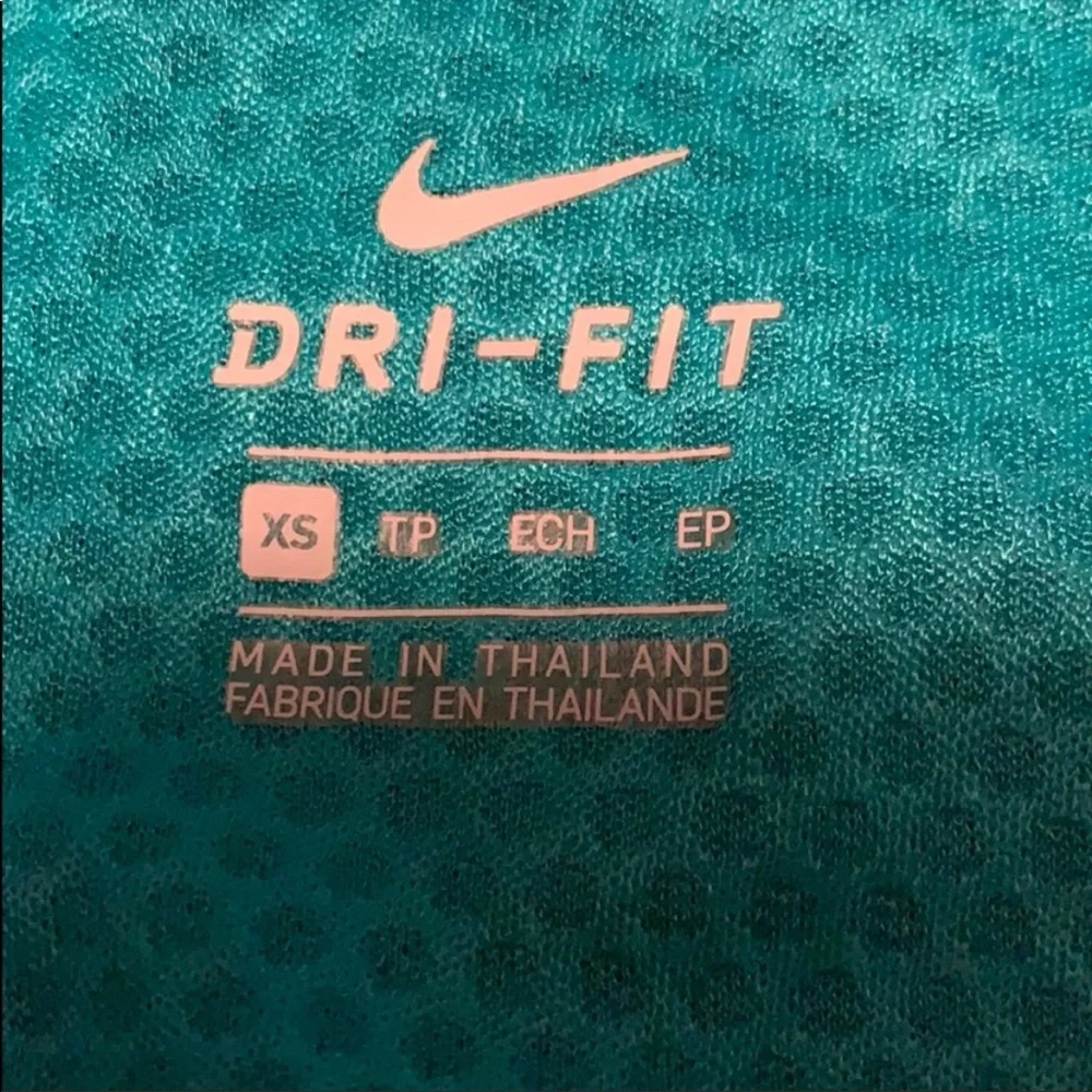 Nike DRI-FIT teal swoosh logo workout tank size XS